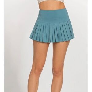 Gold Hinge Pleated Tennis Skirt